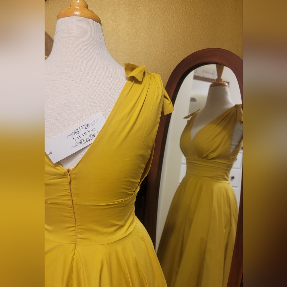 Retro VTG Yellow Sally Fitted Midi Dress - Picture 5 of 7